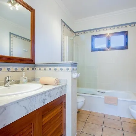 Puerto Del Carmen Sleeps 10 Pool Air Con Wifi Vila Puerto del Carmen (Lanzarote)